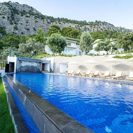 Amazing Duplex With Fascinating View And Shared Pool In Gocek Apartment *