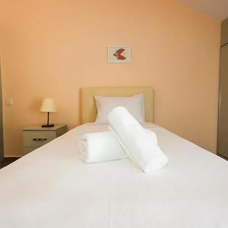 Apartment Amazing Duplex With Fascinating View And Shared Pool In Gocek *